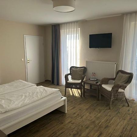 Hotel Admiral Scheer Laboe Exterior foto